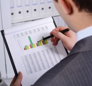 Aktives Management im Gegensatz zu Buy and Hold Strategien